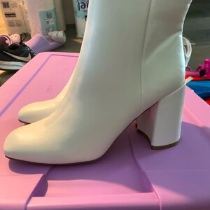 Brand new white boots